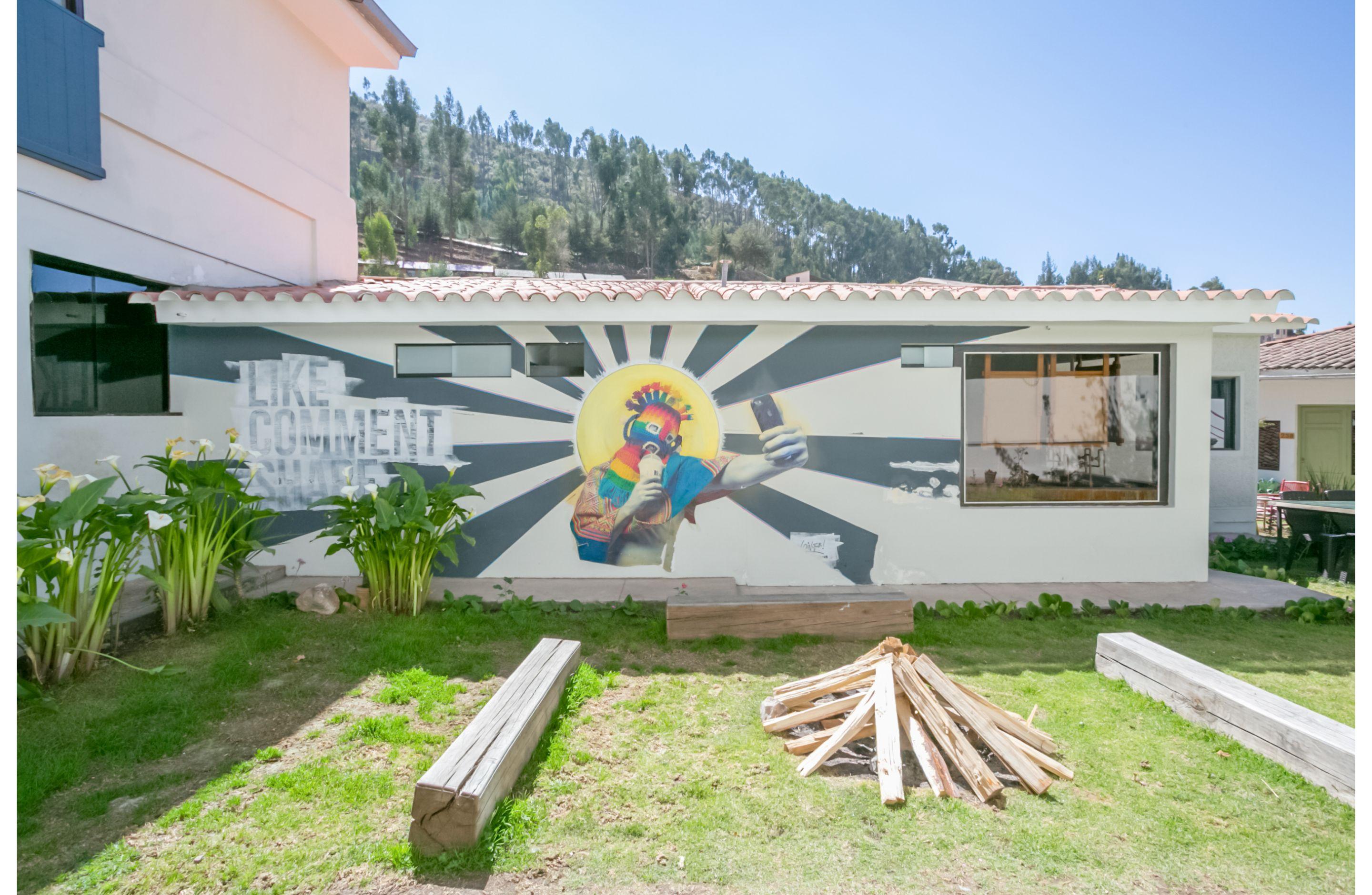Hôtel Selina Saphi Cusco Extérieur photo